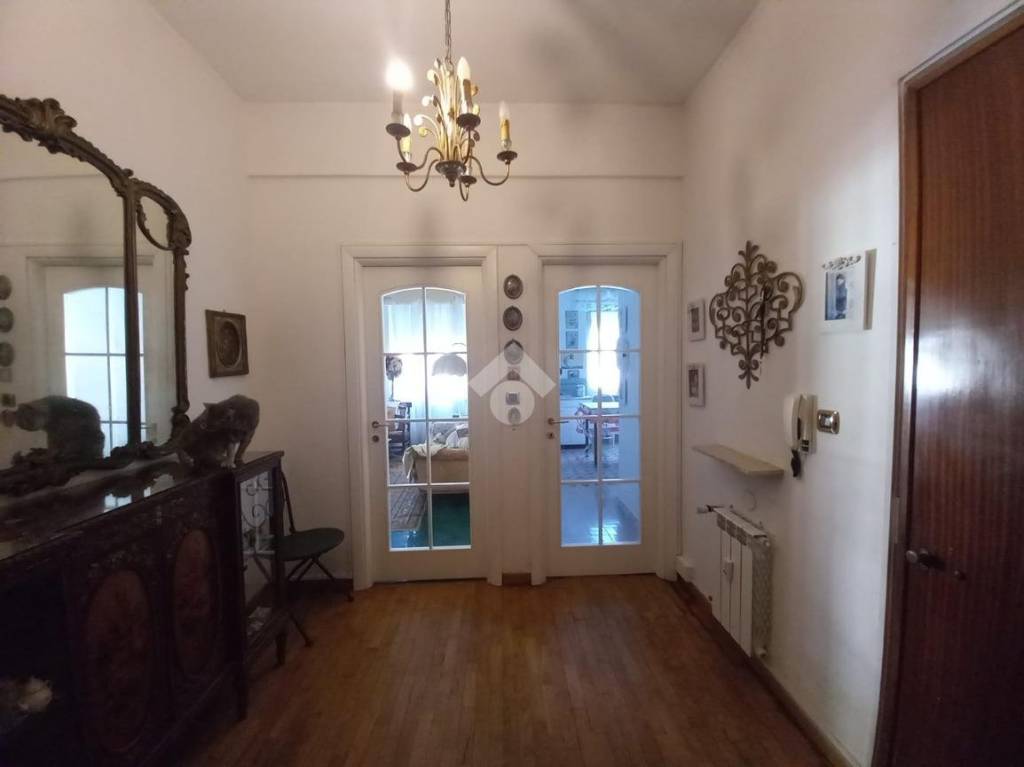 appartamento in vendita a Borzonasca