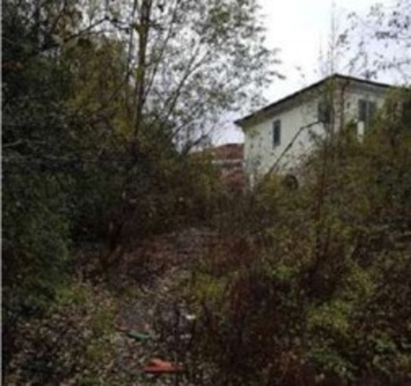 casa indipendente in vendita a Borzonasca