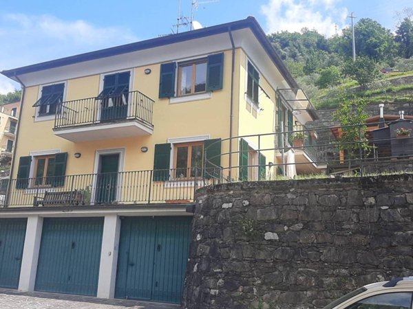 casa indipendente in vendita a Borzonasca