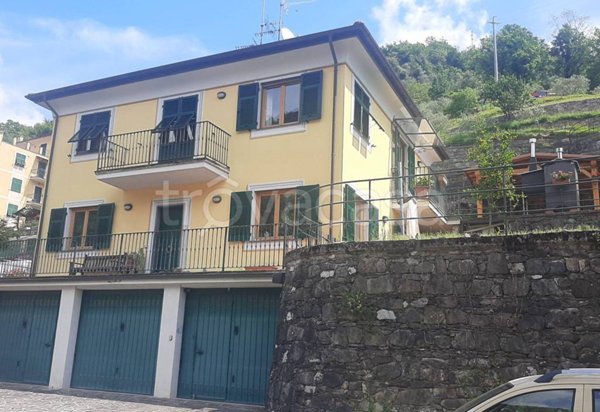 casa indipendente in vendita a Borzonasca
