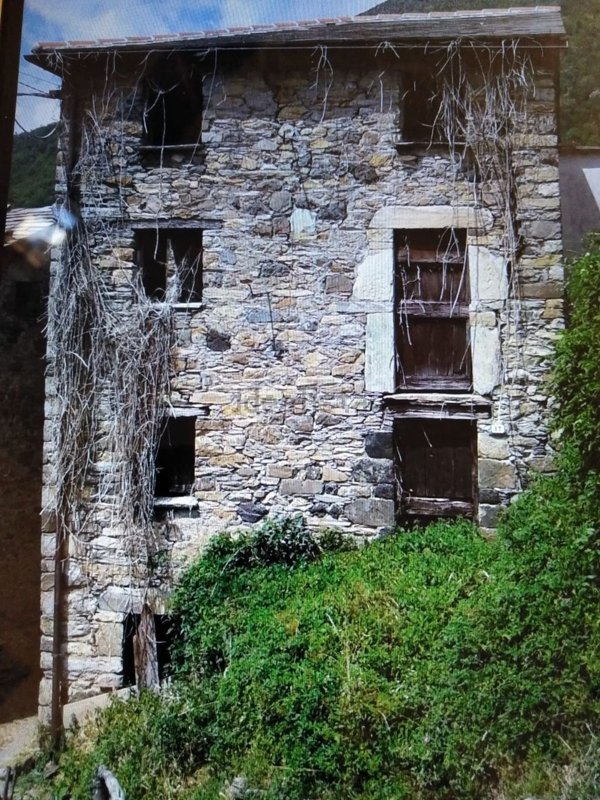 casale in vendita a Borzonasca