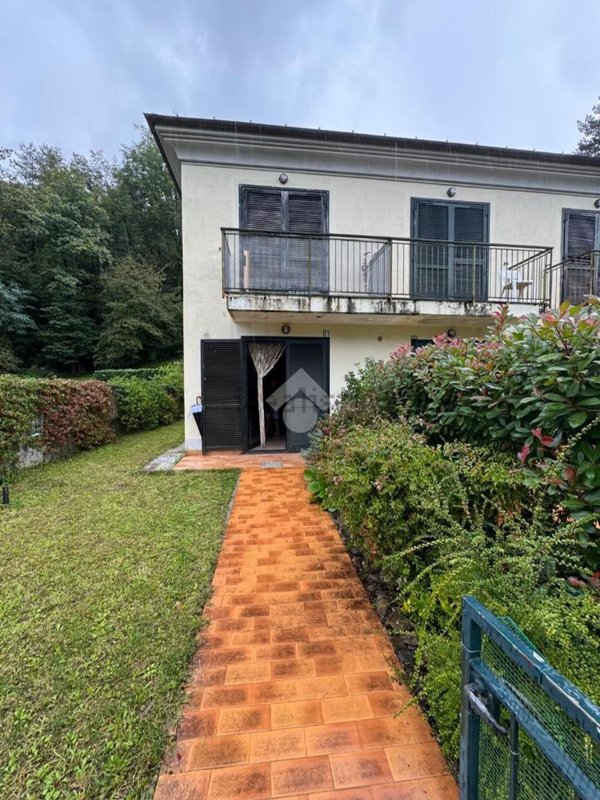 appartamento in vendita a Borzonasca