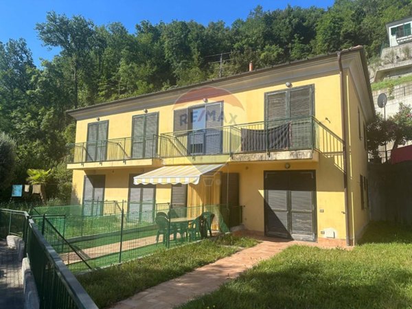 appartamento in vendita a Borzonasca