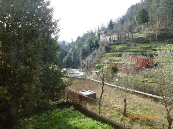 appartamento in vendita a Borzonasca