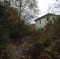 casa indipendente in vendita a Borzonasca