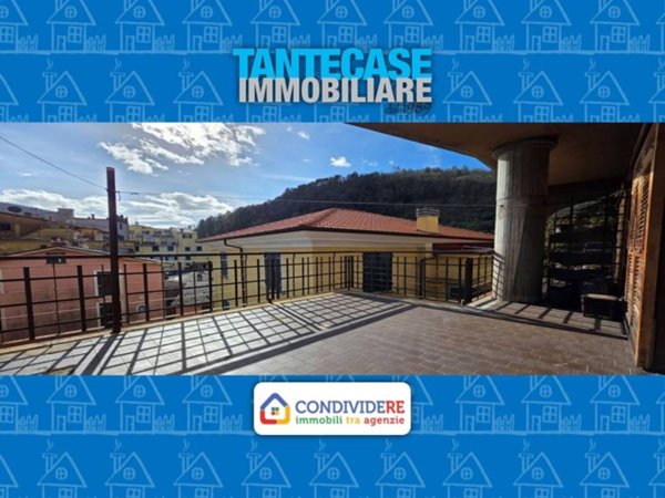 appartamento in vendita a Borzonasca