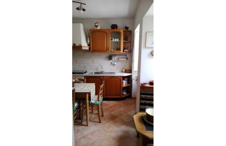 casa indipendente in vendita a Borzonasca