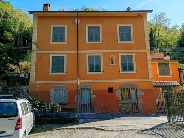 appartamento in vendita a Borzonasca