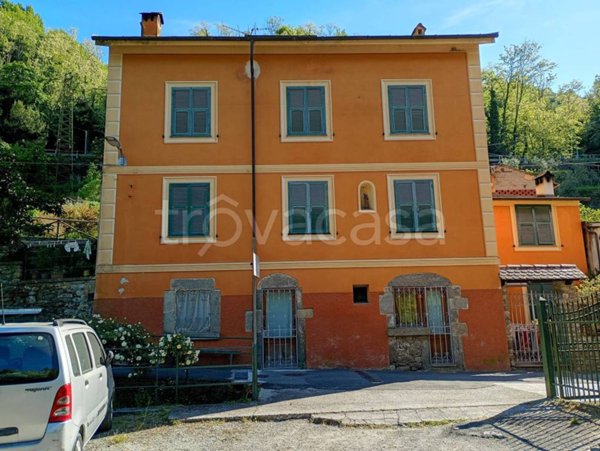 appartamento in vendita a Borzonasca