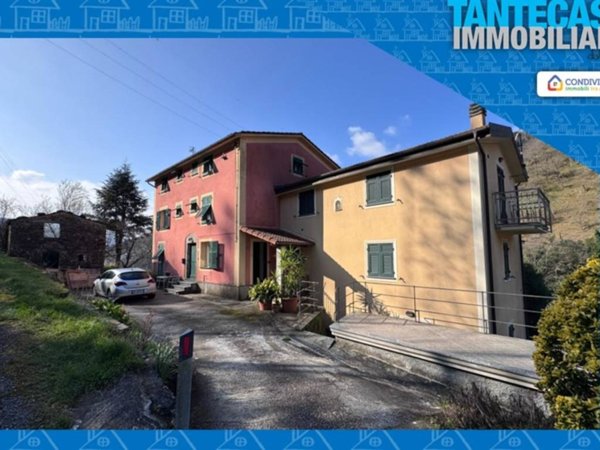 appartamento in vendita a Borzonasca
