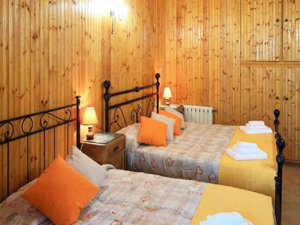 appartamento in vendita a Borzonasca in zona Giaiette