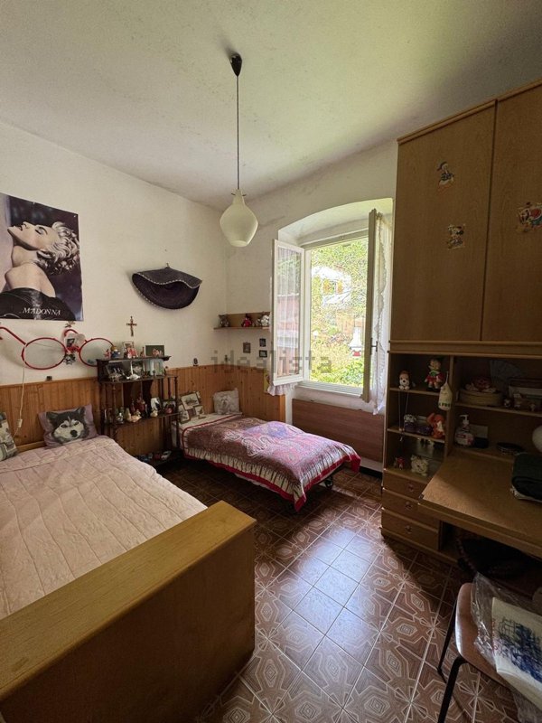 casa indipendente in vendita a Borzonasca