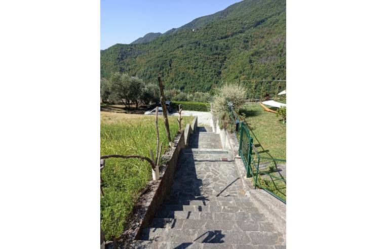 casa indipendente in vendita a Borzonasca