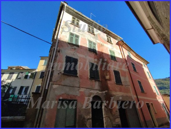 locale di sgombero in vendita a Borzonasca in zona Sopralacroce