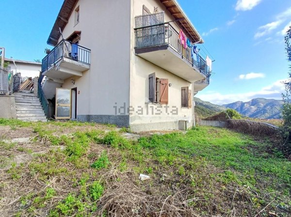 appartamento in vendita a Busalla in zona Sarissola