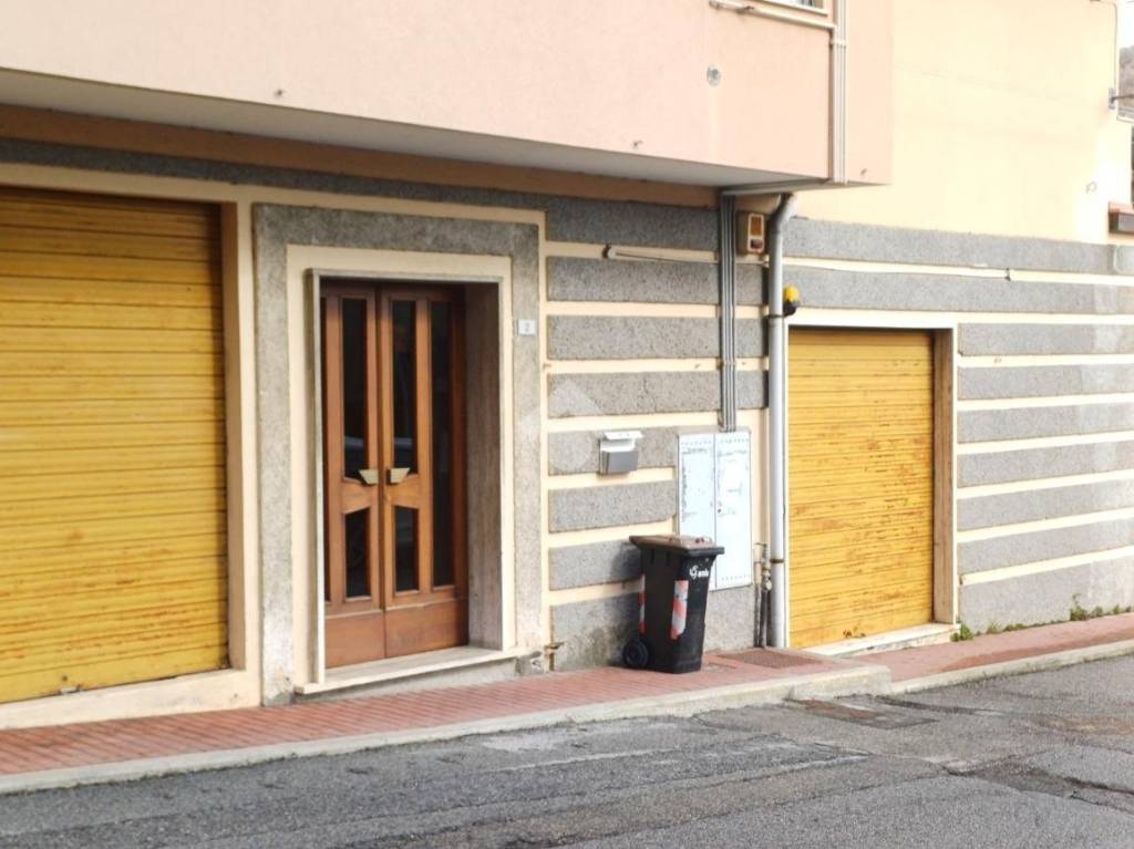 locale di sgombero in vendita a Busalla