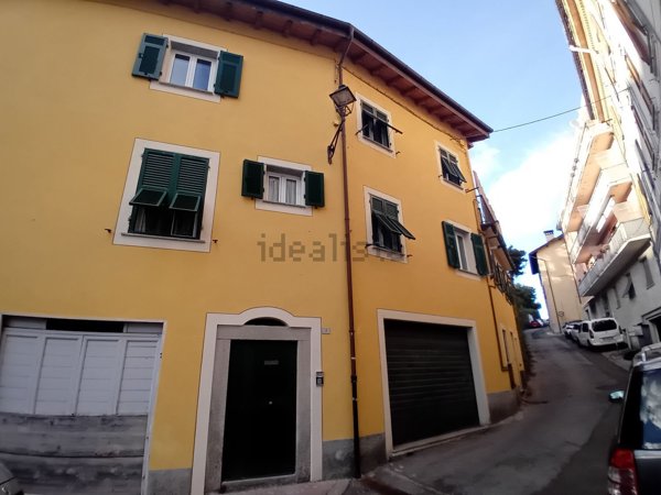 appartamento in vendita a Busalla