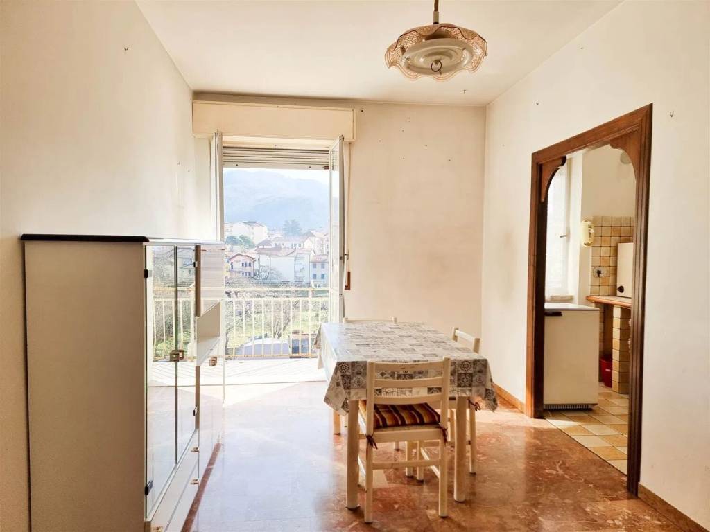 appartamento in vendita a Busalla in zona Sarissola