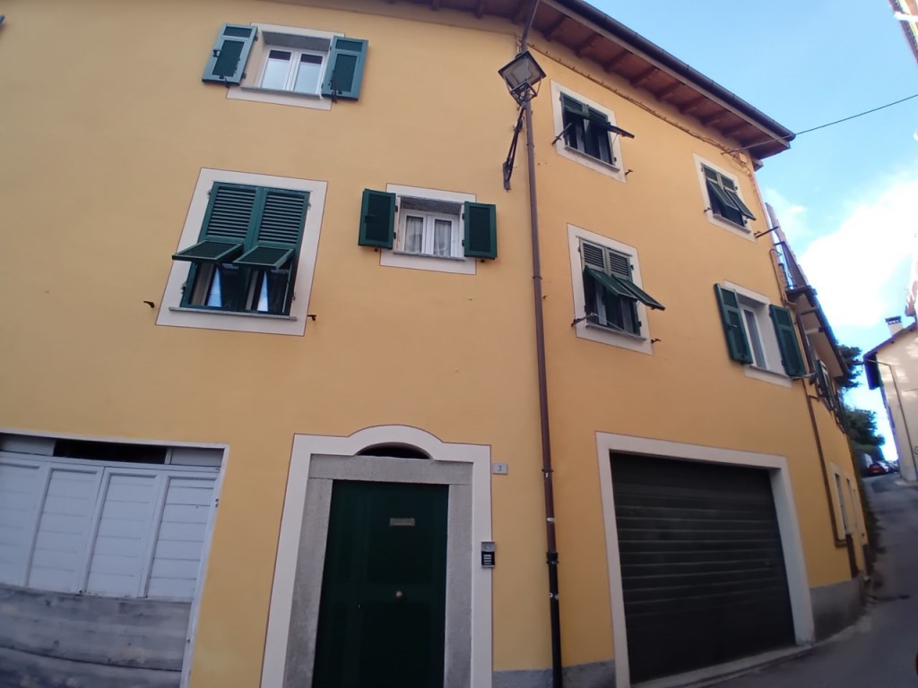 appartamento in vendita a Busalla