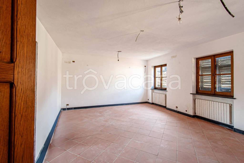 appartamento in vendita a Busalla