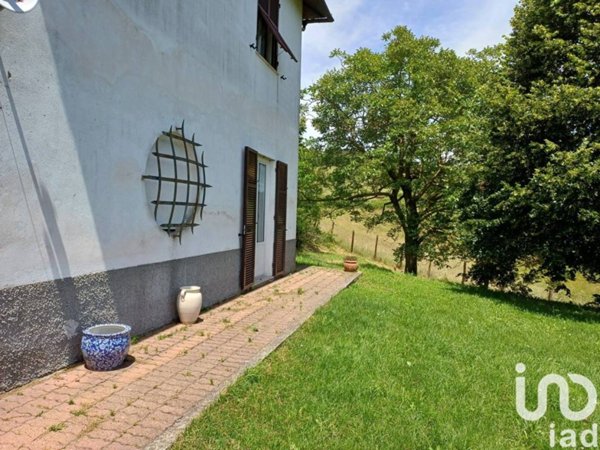 casa indipendente in vendita a Busalla in zona Bastia