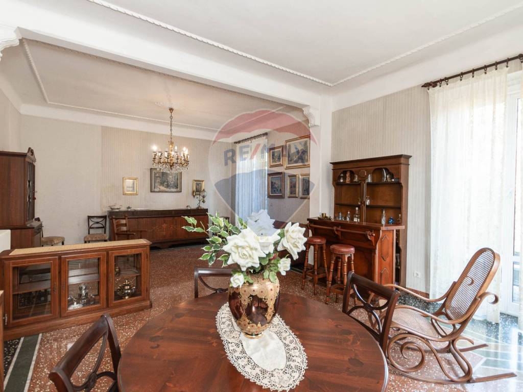 casa indipendente in vendita a Busalla