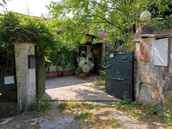 casa semindipendente in vendita a Busalla