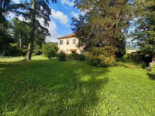 casa indipendente in vendita a Busalla