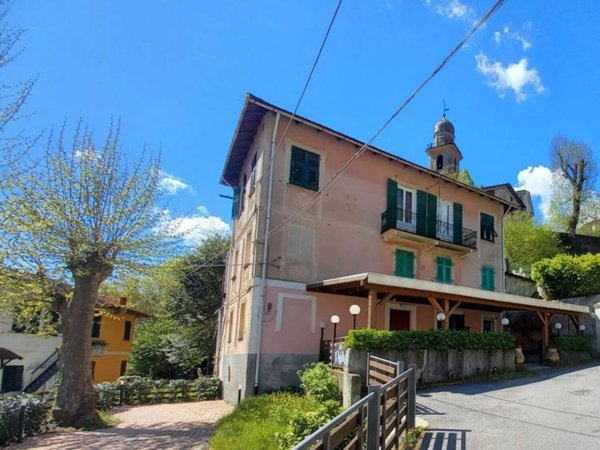 appartamento in vendita a Busalla in zona Semino