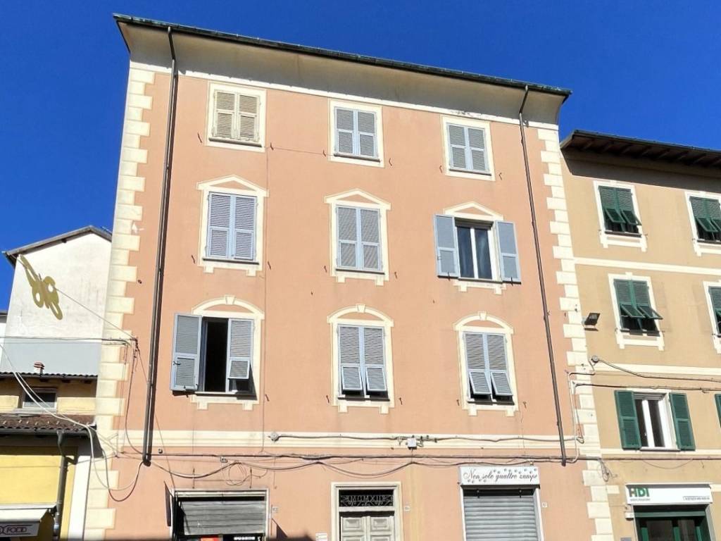 appartamento in vendita a Busalla