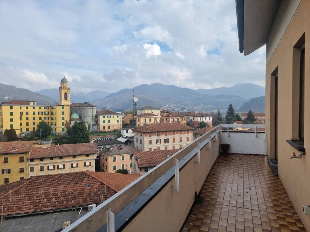 appartamento in vendita a Busalla