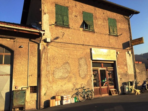 negozio in vendita a Busalla