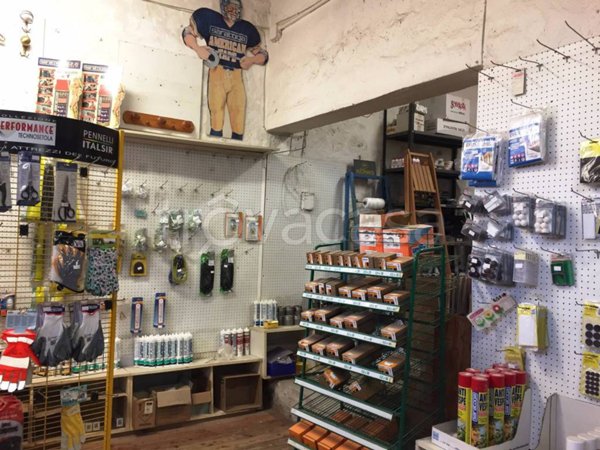 negozio in vendita a Busalla