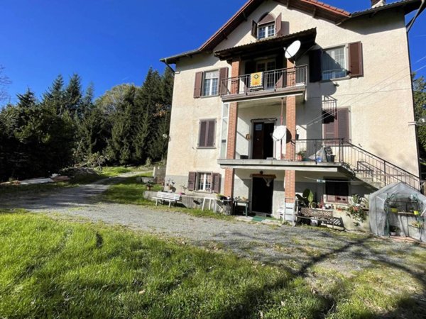 appartamento in vendita a Busalla in zona Bastia