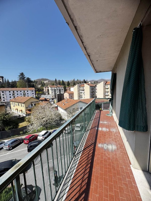 appartamento in vendita a Busalla