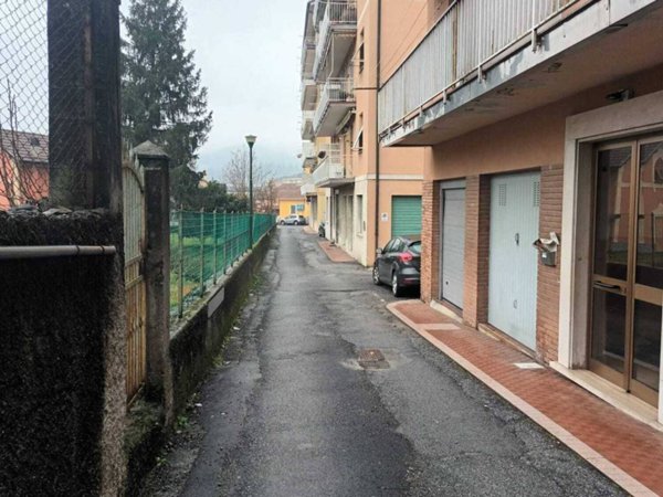 appartamento in vendita a Busalla in zona Sarissola