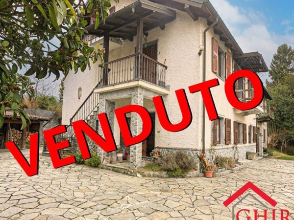 casa indipendente in vendita a Busalla