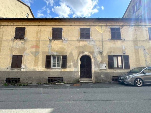 appartamento in vendita a Busalla in zona Sarissola