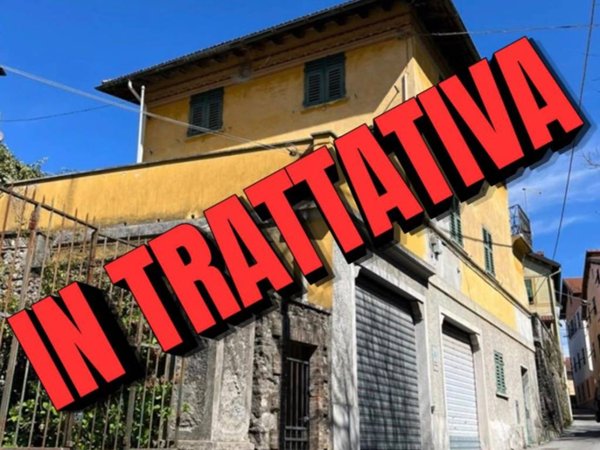casa indipendente in vendita a Busalla in zona Sarissola