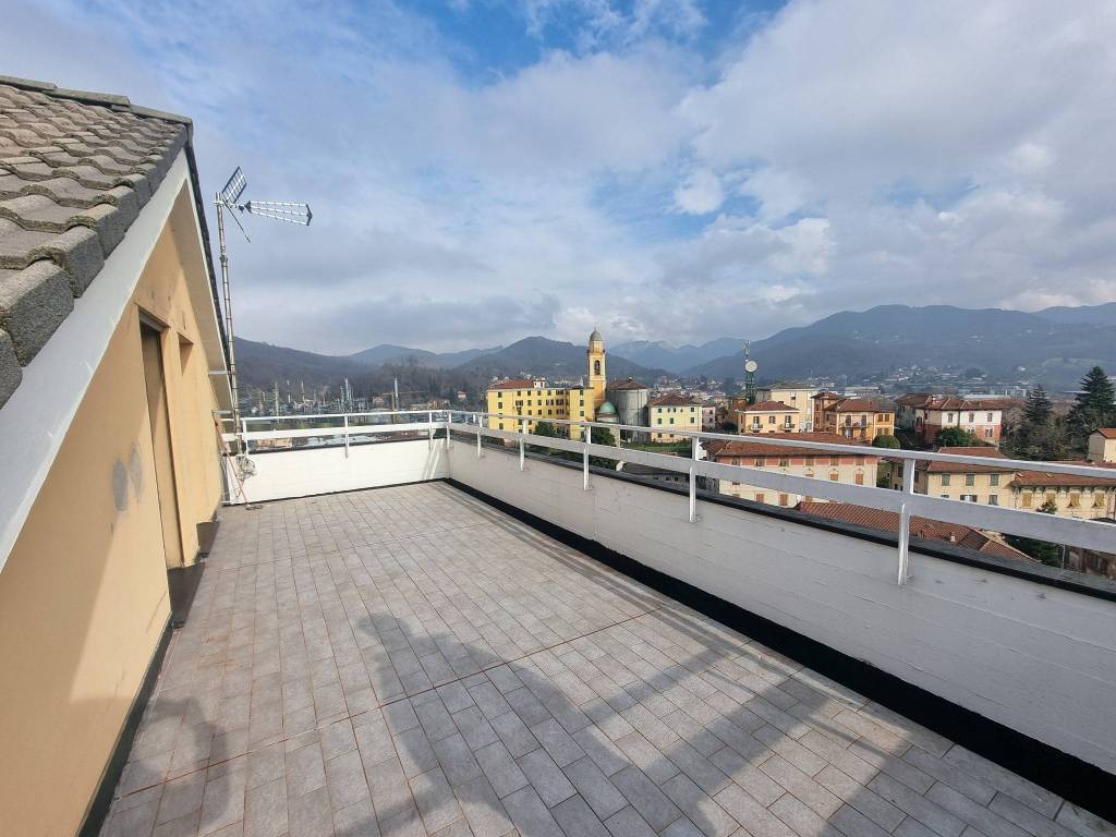 appartamento in vendita a Busalla