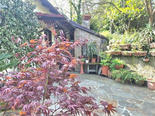 casa indipendente in vendita a Busalla