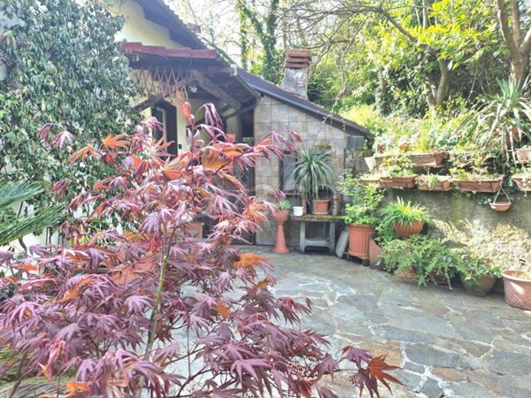 casa indipendente in vendita a Busalla