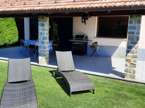 casa indipendente in vendita a Busalla