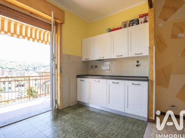 appartamento in vendita a Busalla in zona Sarissola