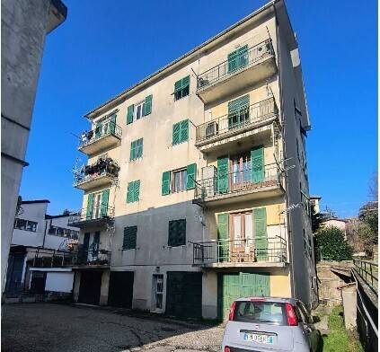 appartamento in vendita a Busalla in zona Sarissola