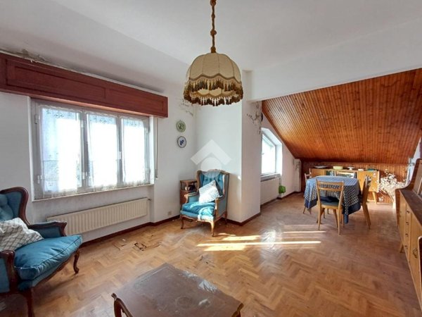 appartamento in vendita a Busalla in zona Sarissola