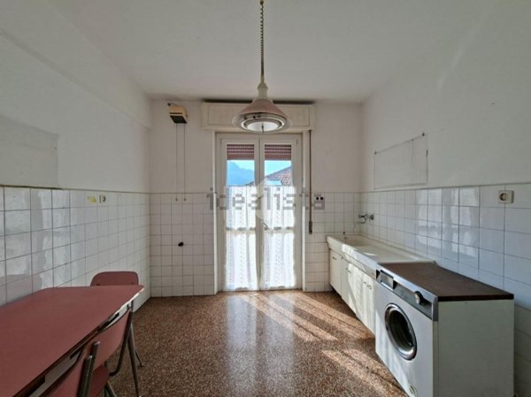 appartamento in vendita a Busalla in zona Sarissola