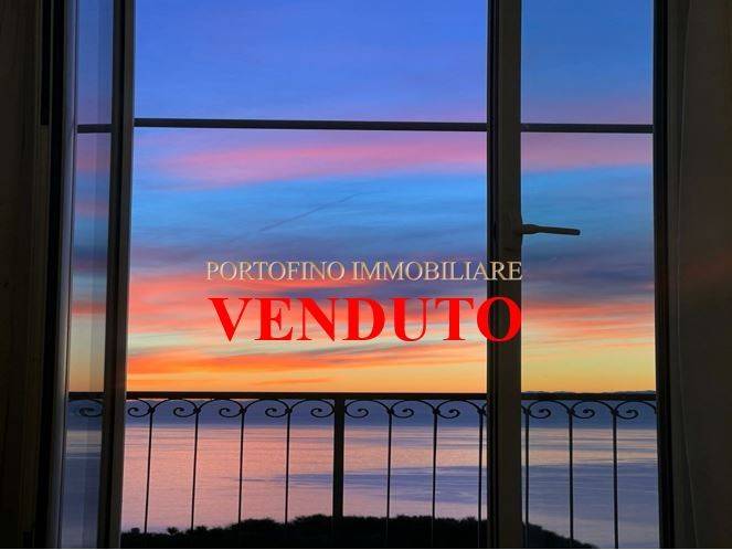 appartamento in vendita a Camogli in zona Ruta