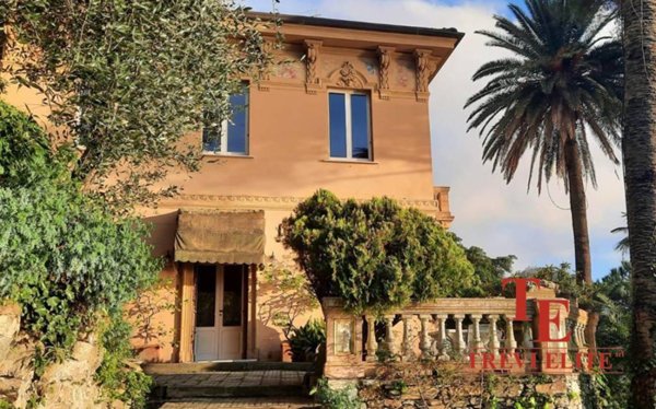 casa indipendente in vendita a Camogli in zona Ruta