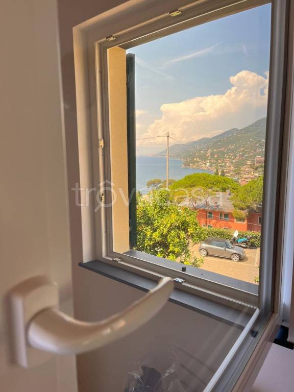 casa indipendente in vendita a Camogli